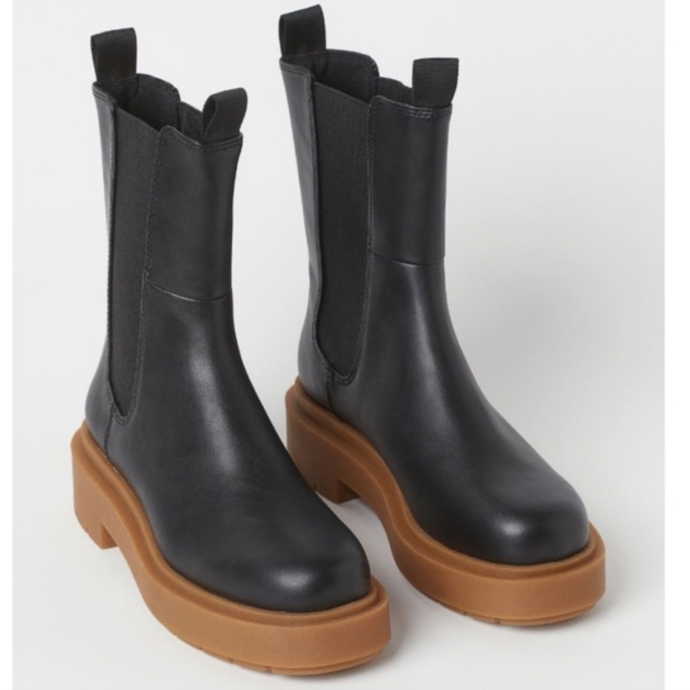 Black Ankle Boots with Tan Sole 7.5 NWT